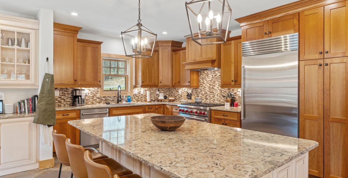 Helpful Tips for Illuminating Your New Granite Countertops | Bedrock Quartz